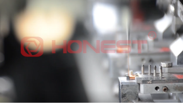 全自动电感绕线机是否能适配不同轴数的电感绕线？