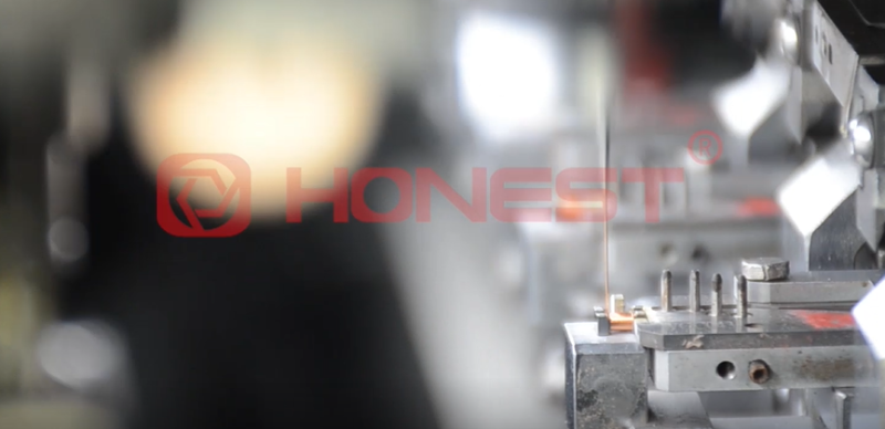 顺络-共模电感绕线机（已处理的视频截特写）