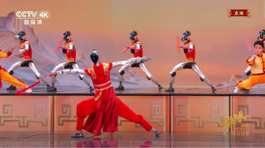 “七十二变”的人形机器人，背后是谁在“搭台子”？